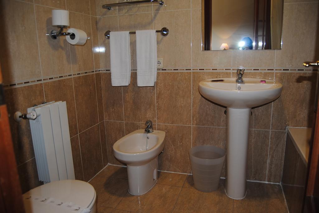 Hostal El Mirador La Lastrilla Quarto foto